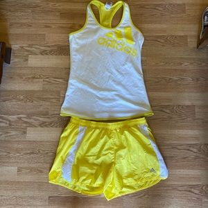 Adidas workout outfit. Large. Yellow.